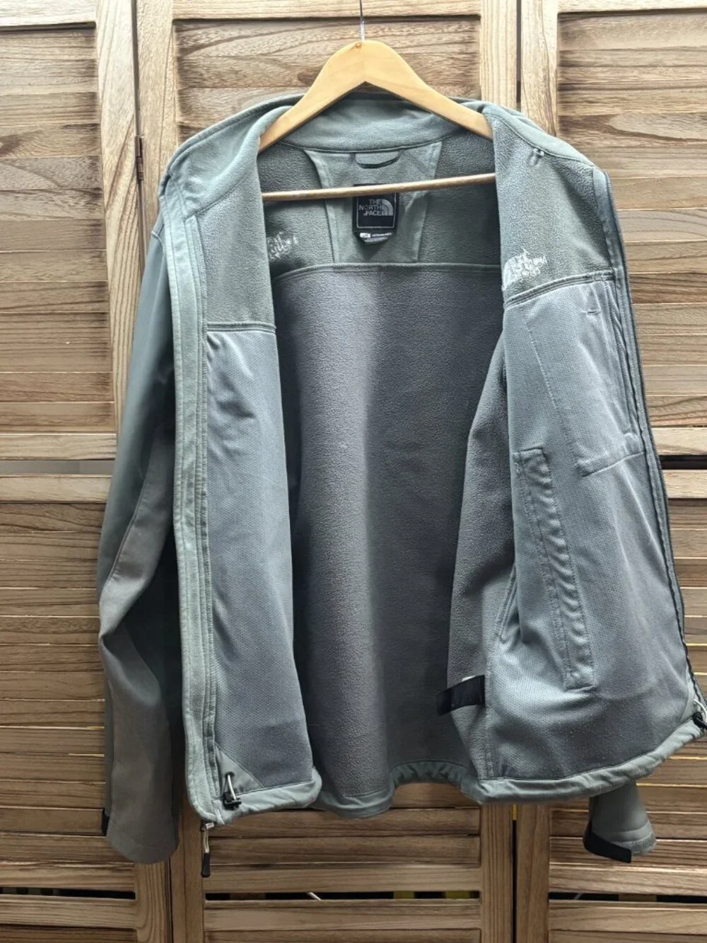 The North Face Apex Bionic Softshell Jacket Two-Tone Grey Large